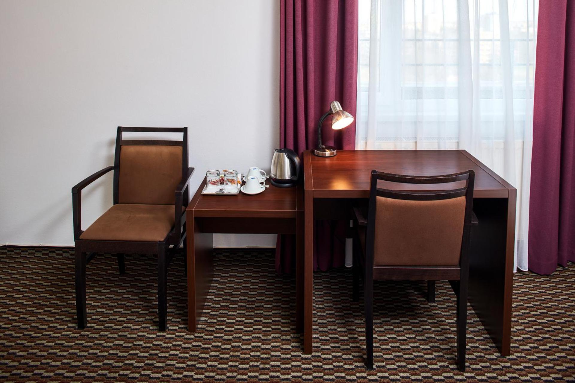 Hotel Rottal Otrokovice Zewnętrze zdjęcie
